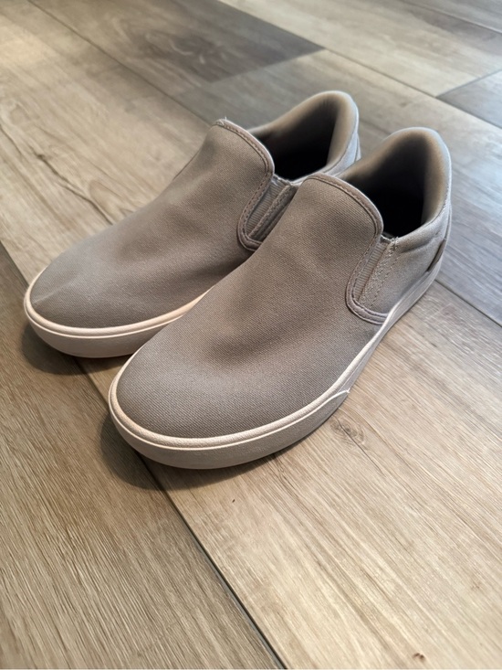 Men\'s Slip-On Canvas Loafers in Light Taupe (unisex) main image 4